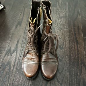 Steve Madden Troopa boots in Cognac